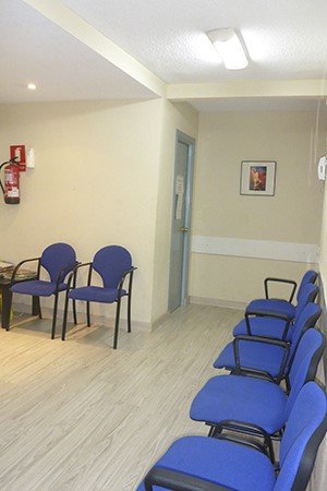 Gabinete Psicopedag�gico C.E.T.E. sala de espera del consultorio